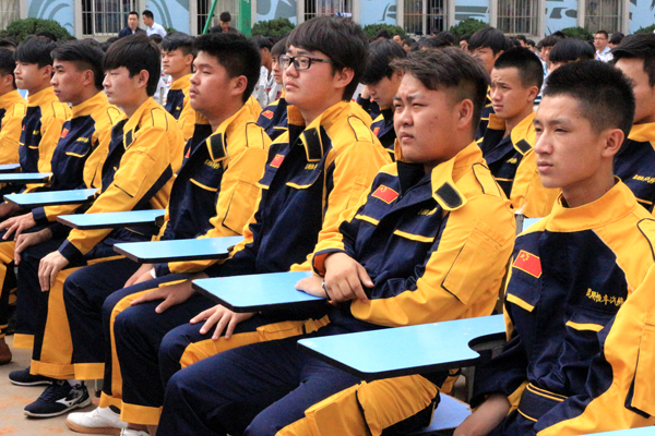 校企委培班，畢業即就業.jpg