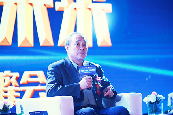 中國汽車工程學(xué)會汽車應(yīng)用與服務(wù)分會理事長 張宏慶.JPG