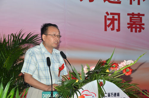 新華教育集團(tuán)汽修研究院院長(zhǎng)、汽修事業(yè)部部長(zhǎng)何揚(yáng)