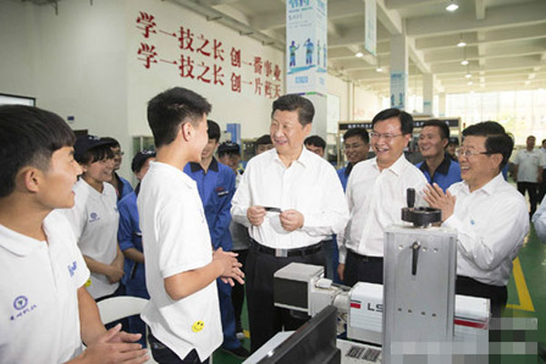 習近平：上下努力進一步辦好職業教育.jpg