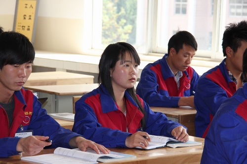 萬通學子參加就業培訓
