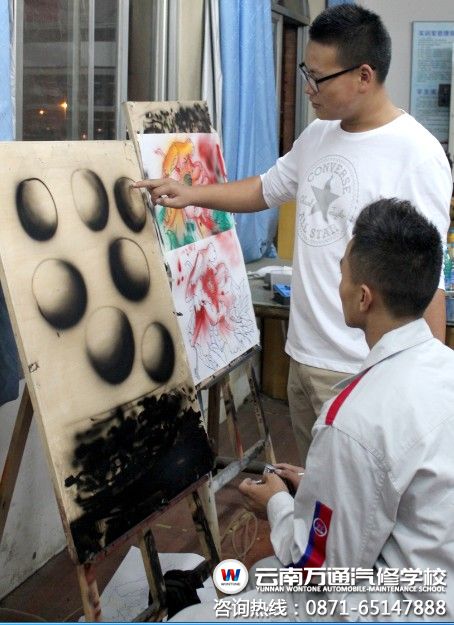 梁益銘同學也來幫忙.jpg