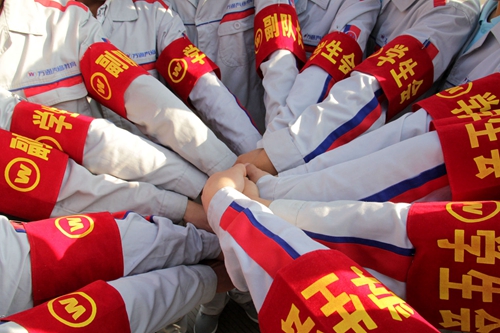 因為團結(jié)，我們無堅不摧